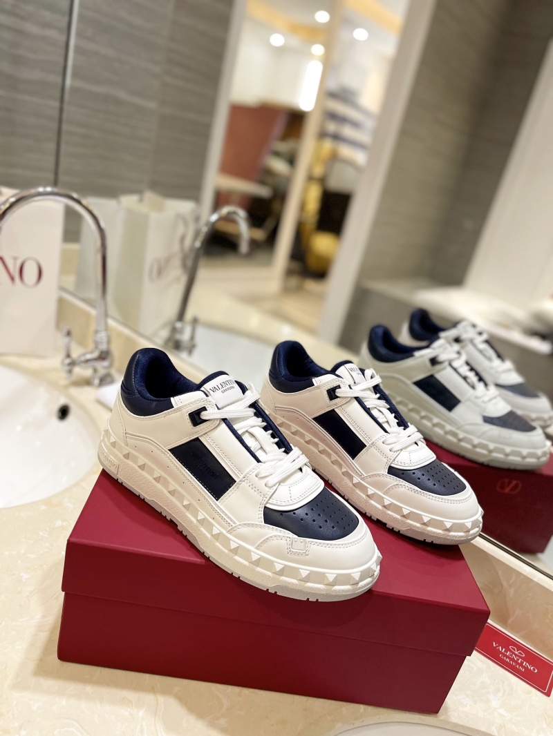 Valentino Sneakers